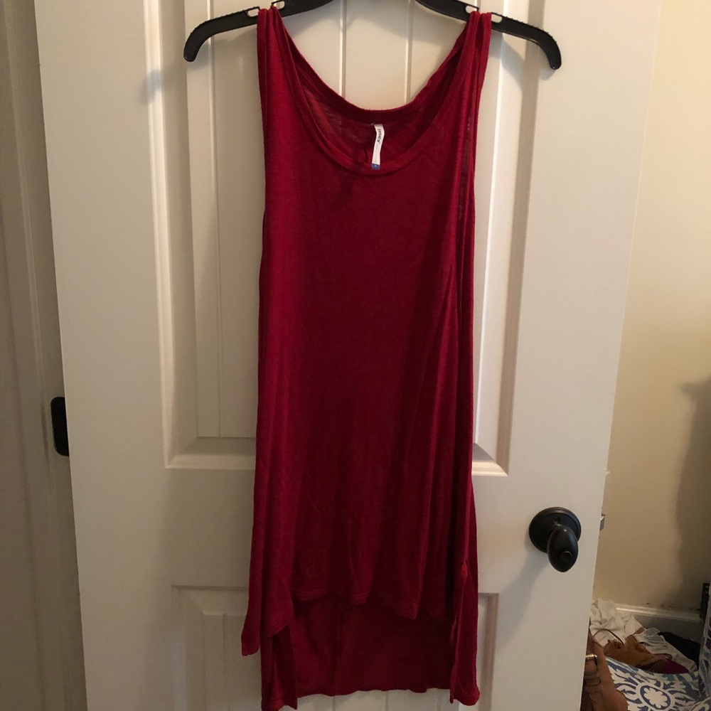 Tresics Red High Low Tunic Tank Top Size Medium